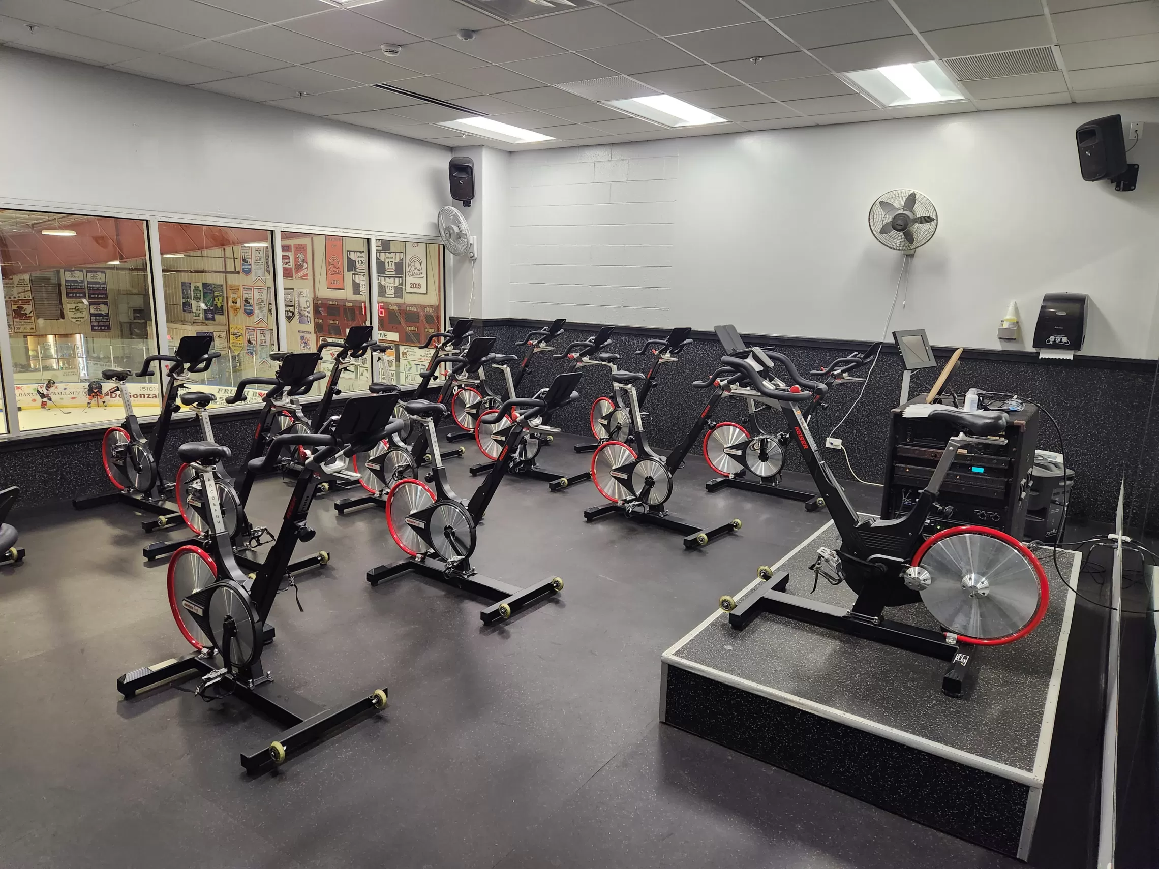 Spin bikes in a room