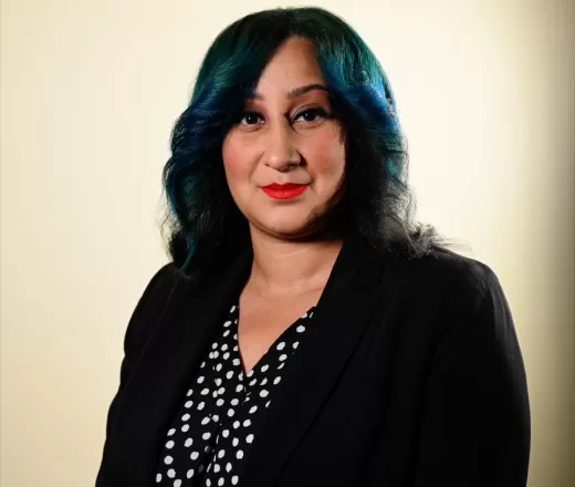 dannielle_hille headshot
