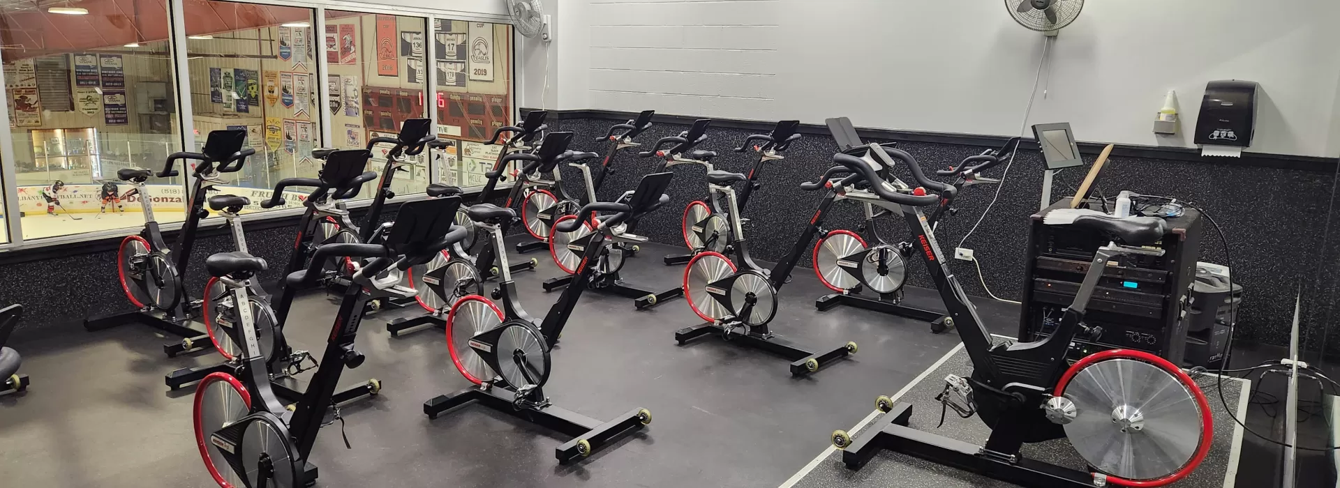 Spin bikes in a room